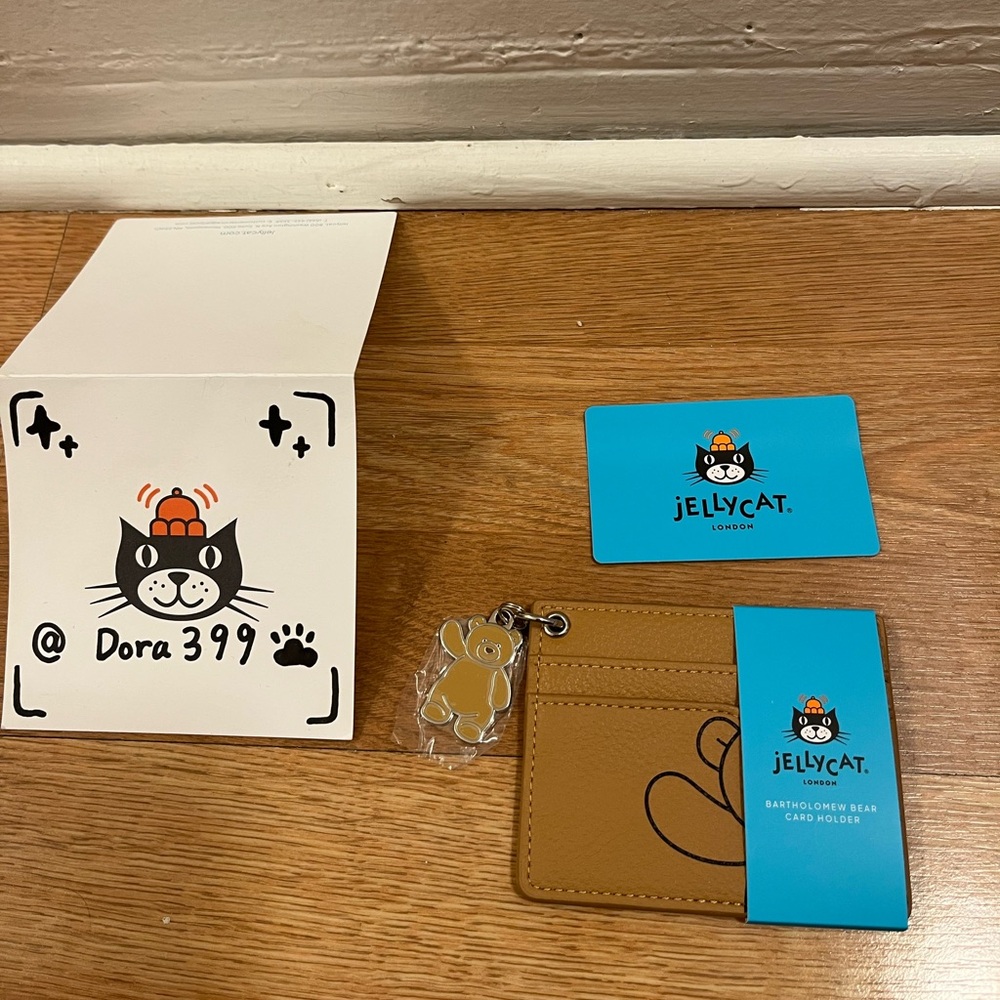 Jellycat Authentic Bartholomew Bear Cardholder - Picture 3 of 3